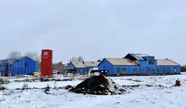 Boligbyggeriet ved Degnejorden under opførelse, hvor vi lavede lofterne i fagentreprise